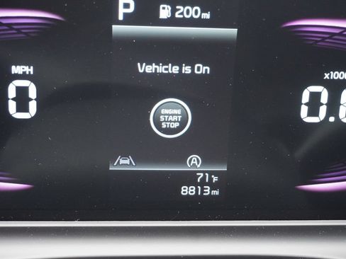 Used 2025 Kia Seltos S AWD/4WD image 3