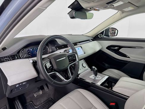 Used 2023 Land Rover Range Rover Evoque SE AWD/4WD image 9