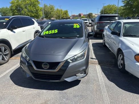 Used 2020 Nissan Versa SR image 4