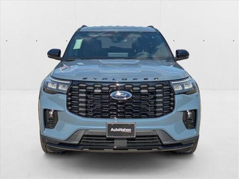 New 2025 Ford Explorer ST-Line w/ Premium Package image 6