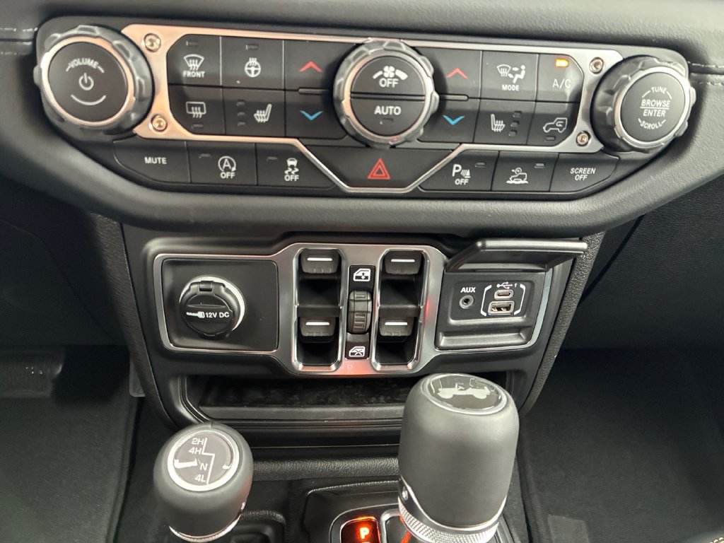 New 2027 Jeep Wrangler Unlimited Sahara AWD/4WD image 10