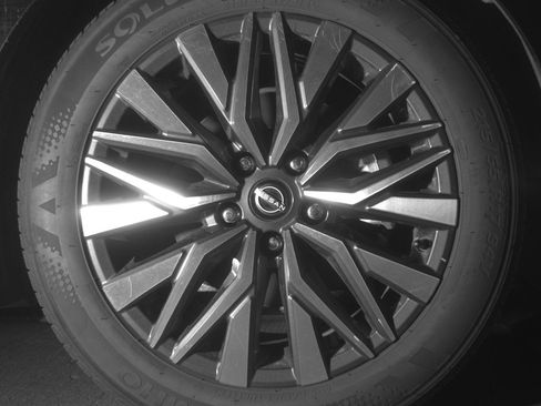 Used 2025 Nissan Altima 2.5 SV image 13