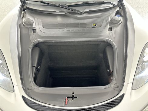 Certified 2020 Porsche 718 Cayman GT4 image 33