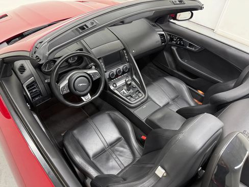 Used 2017 Jaguar F-TYPE R AWD/4WD image 14