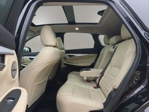 Used 2019 INFINITI QX50 Essential w/ Premium Heat Package AWD/4WD image 45