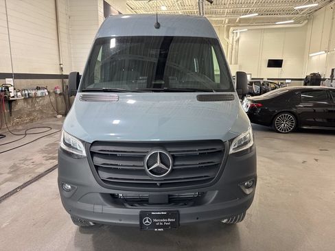 New 2026 Mercedes-Benz Sprinter 2500 image 12