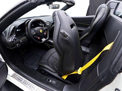Used 2019 Ferrari 488 Spider RWD image 55