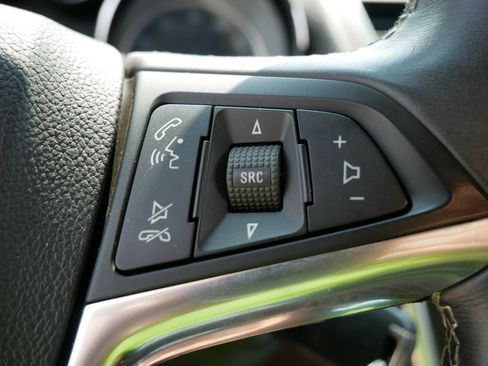 Used 2015 Buick Encore Convenience AWD/4WD image 30