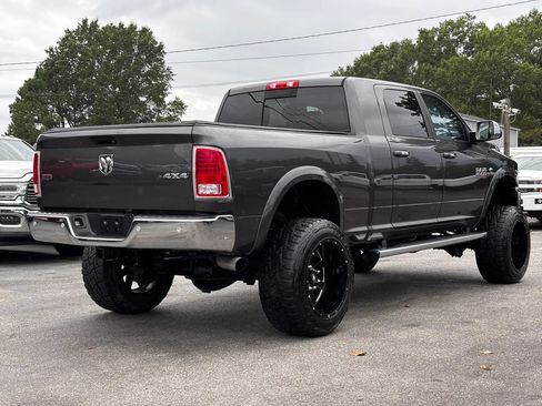 Used 2018 RAM 2500 Laramie AWD/4WD image 5