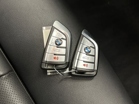 Used 2022 BMW X5 xDrive45e w/ M Sport Package AWD/4WD image 42