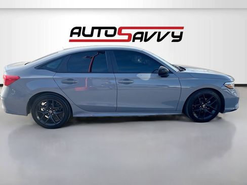 Used 2025 Honda Civic Sport image 8