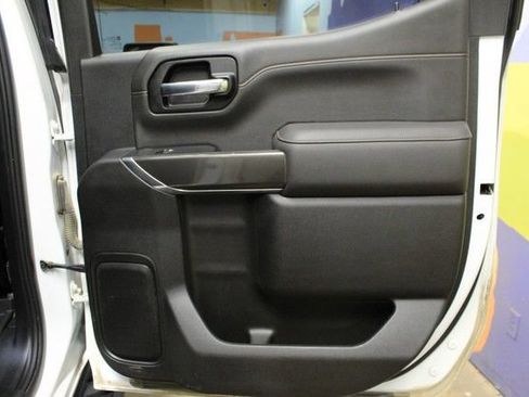 Certified 2022 GMC Sierra 1500 AT4 w/ AT4 Premium Package AWD/4WD image 12