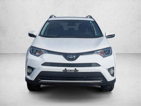 Used 2018 Toyota RAV4 XLE image 16