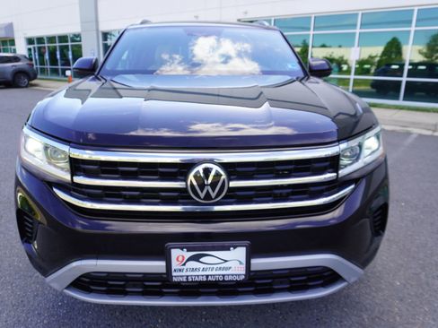 Used 2020 Volkswagen Atlas Cross Sport SE w/ Panoramic Sunroof Package AWD/4WD image 2