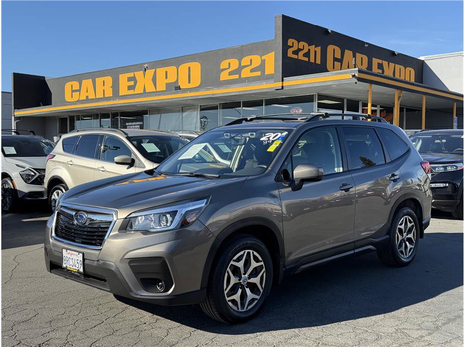 Used 2020 Subaru Forester Premium AWD/4WD image 1