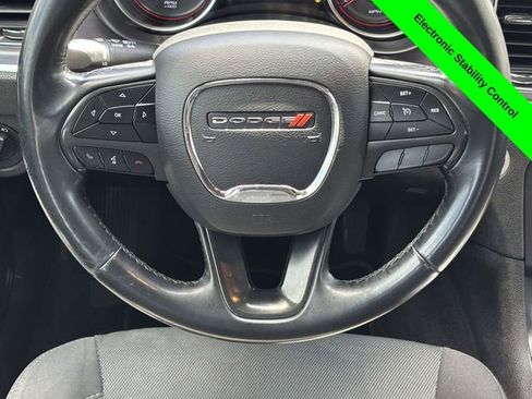 Used 2018 Dodge Charger SXT RWD image 25