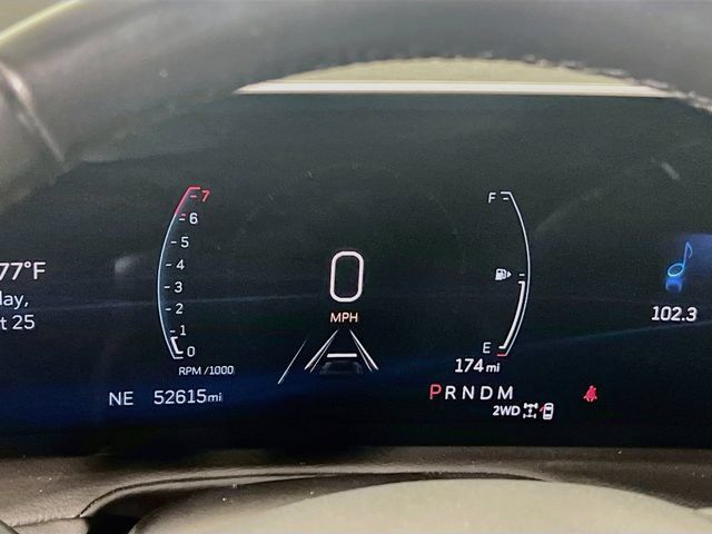 Used 2024 Cadillac XT4 Premium Luxury AWD/4WD image 10