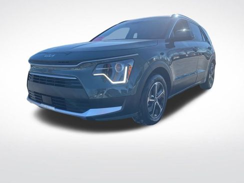 Certified 2023 Kia Niro EX image 2