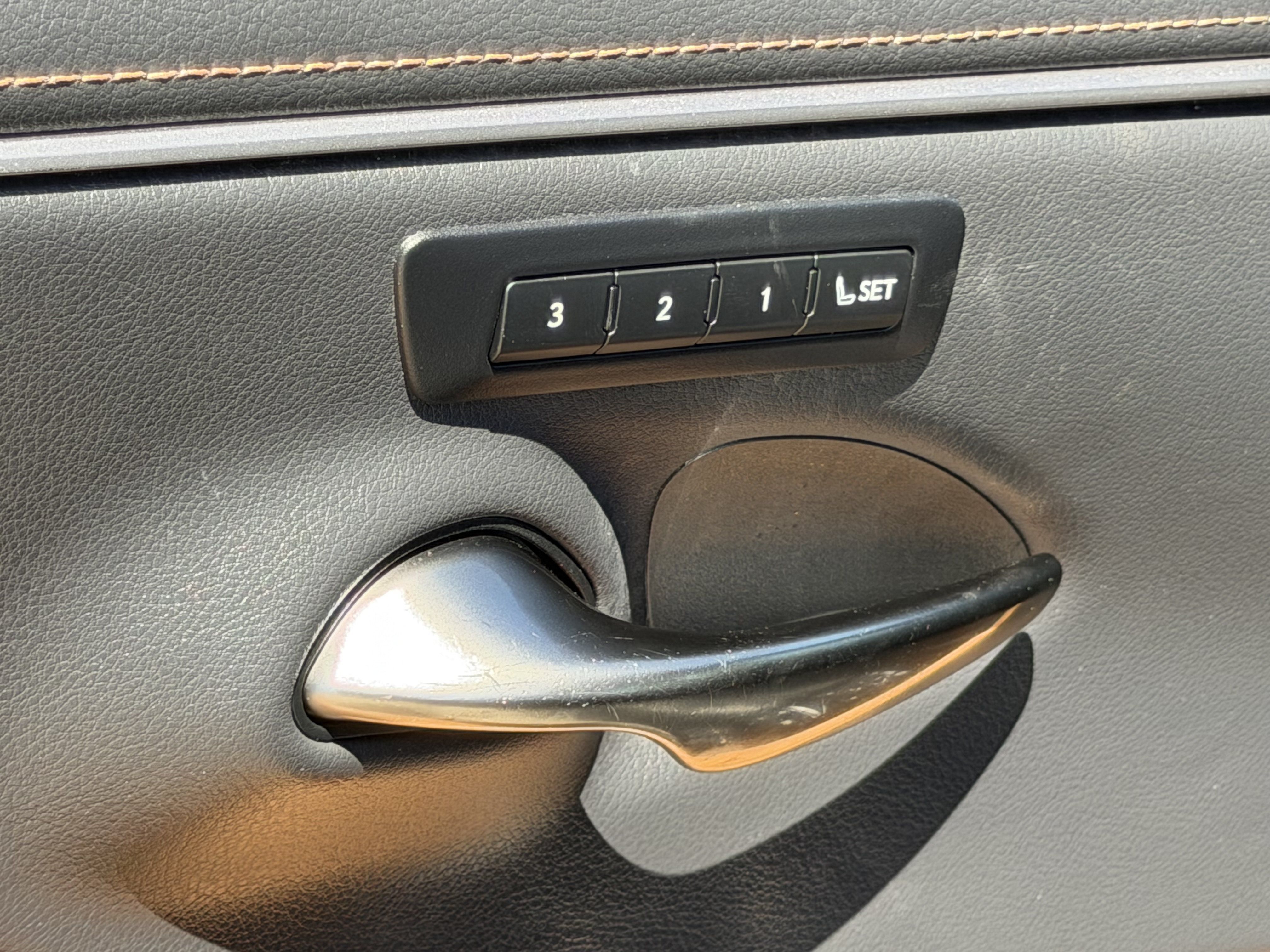Certified 2023 Lexus ES 350 w/ Premium Package FWD image 18