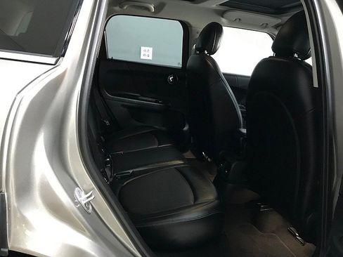 Used 2018 MINI Cooper Countryman FWD image 16