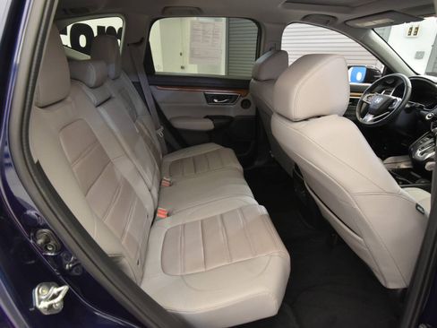 Used 2019 Honda CR-V Touring image 18