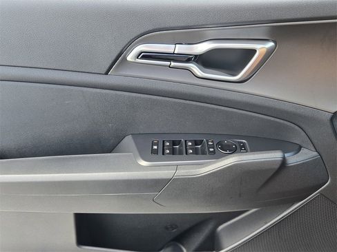 New 2026 Kia Sportage S image 15