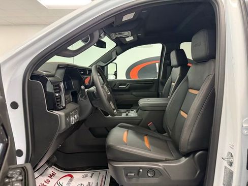 New 2026 GMC Sierra 2500 AT4 image 9