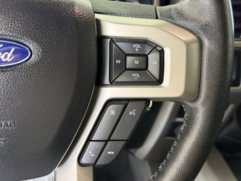 Certified 2020 Ford F250 Lariat w/ Chrome Package image 28