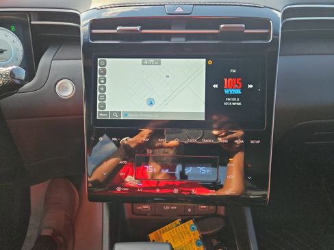 Certified 2024 Hyundai Santa Cruz Limited image 17