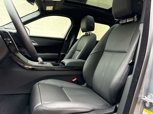 Used 2026 Land Rover Range Rover Velar S image 13