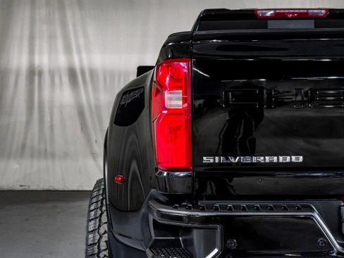 Used 2024 Chevrolet Silverado 3500 LTZ w/ LTZ Plus Package image 43