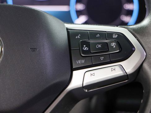 Used 2024 Volkswagen Atlas SE image 14