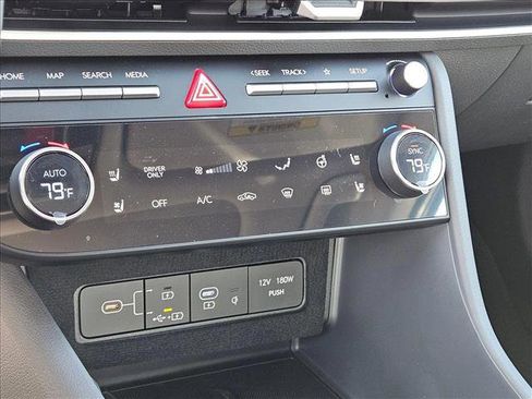 New 2025 Hyundai Sonata Limited image 15