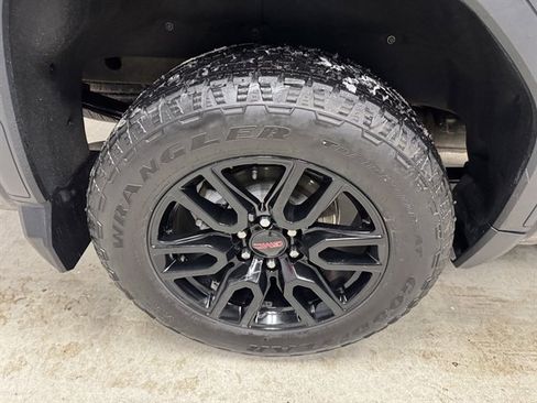 Used 2023 GMC Sierra 1500 Pro w/ Graphite Edition image 9
