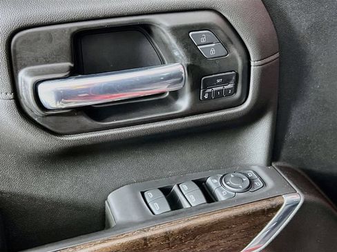 Used 2021 GMC Sierra 1500 Denali w/ Denali Ultimate Package AWD/4WD image 9