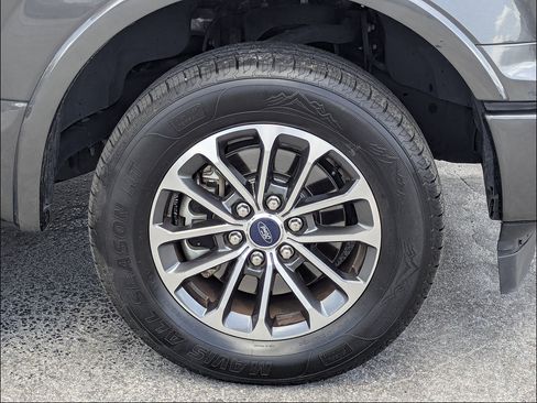 Used 2020 Ford F150 XLT w/ Equipment Group 302A Luxury RWD image 12