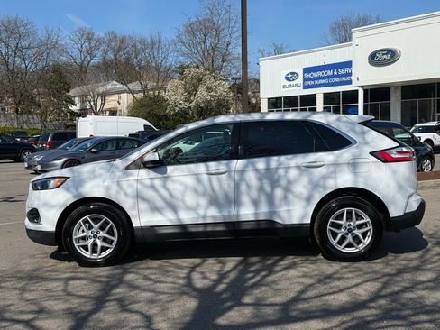 Used 2022 Ford Edge SEL w/ Convenience Package AWD/4WD image 11