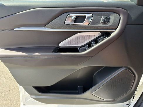 New 2026 Ford Explorer Platinum RWD image 22