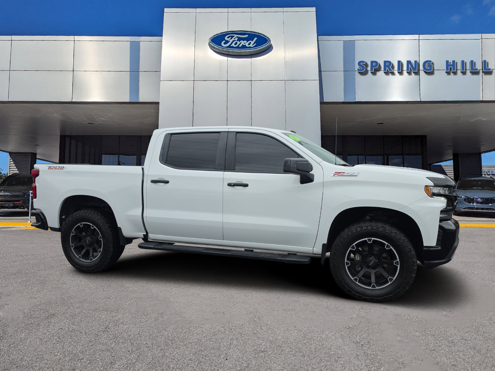 Used 2021 Chevrolet Silverado 1500 LT Trail Boss AWD/4WD image 1