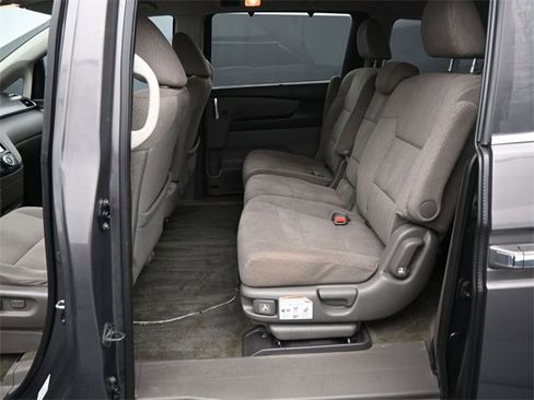 Used 2015 Honda Odyssey EX image 33