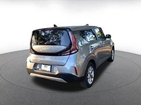 Used 2025 Kia Soul LX w/ LX Technology Package image 7