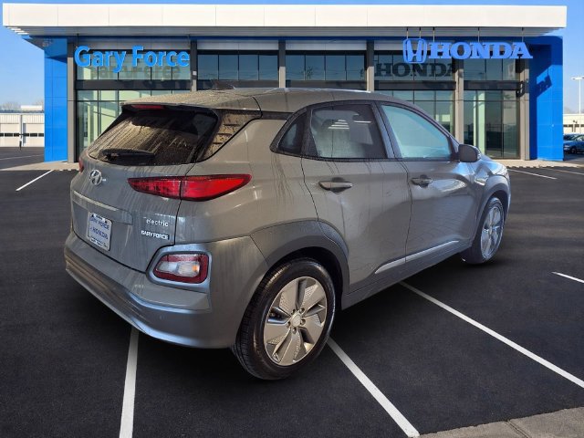 Used 2021 Hyundai Kona Ultimate FWD image 2
