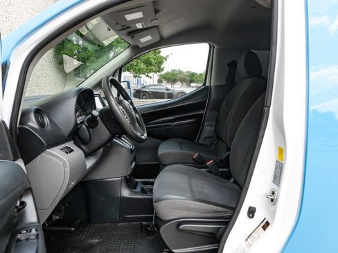 Used 2021 Nissan NV200 SV FWD image 3