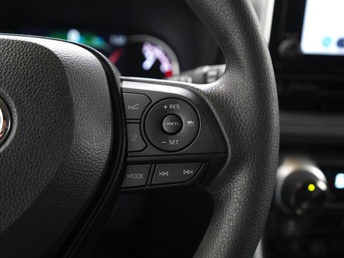 Used 2024 Toyota RAV4 XLE image 25