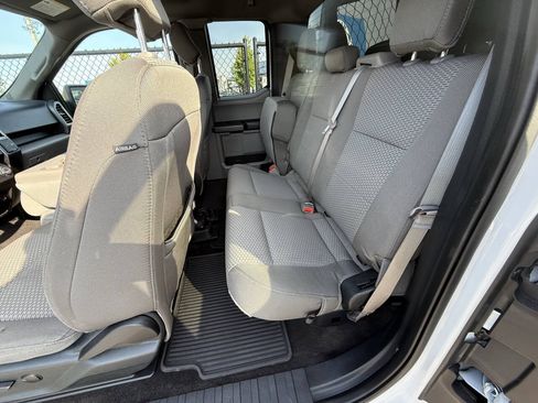 Used 2020 Ford F150 XLT RWD image 11