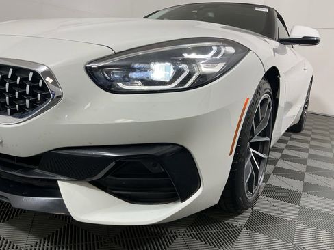 Certified 2022 BMW Z4 sDrive30i image 9