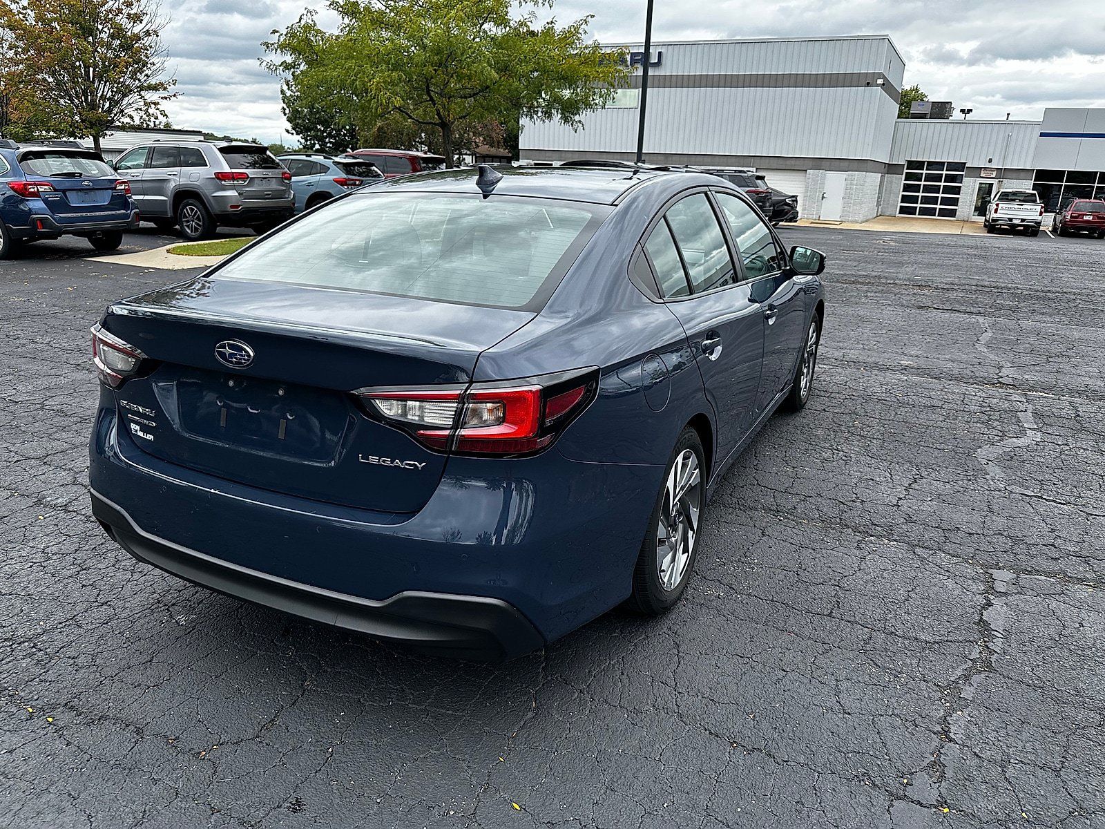 Used 2024 Subaru Legacy Limited AWD/4WD image 4