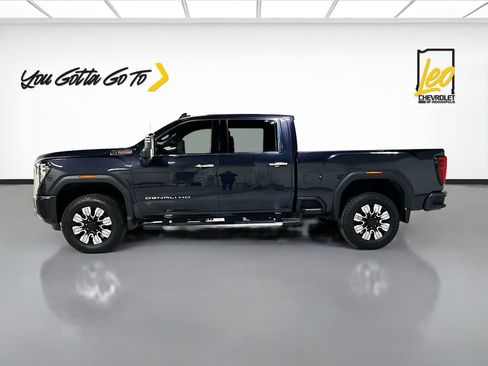 Used 2024 GMC Sierra 2500 Denali w/ Denali Reserve Package image 8