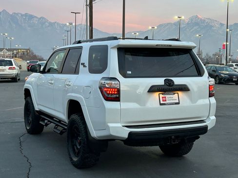 Used 2022 Toyota 4Runner TRD Off-Road Premium w/ Moonroof Package image 3