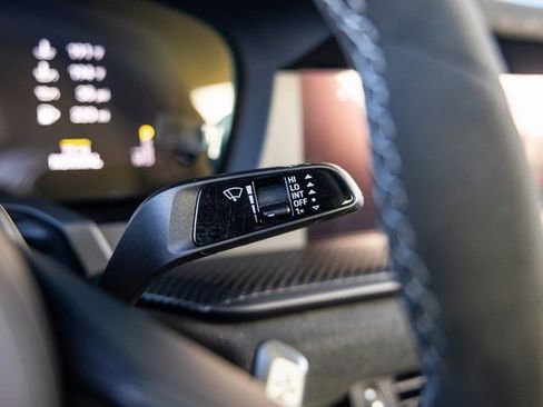 Certified 2025 Porsche 911 GT3 image 40